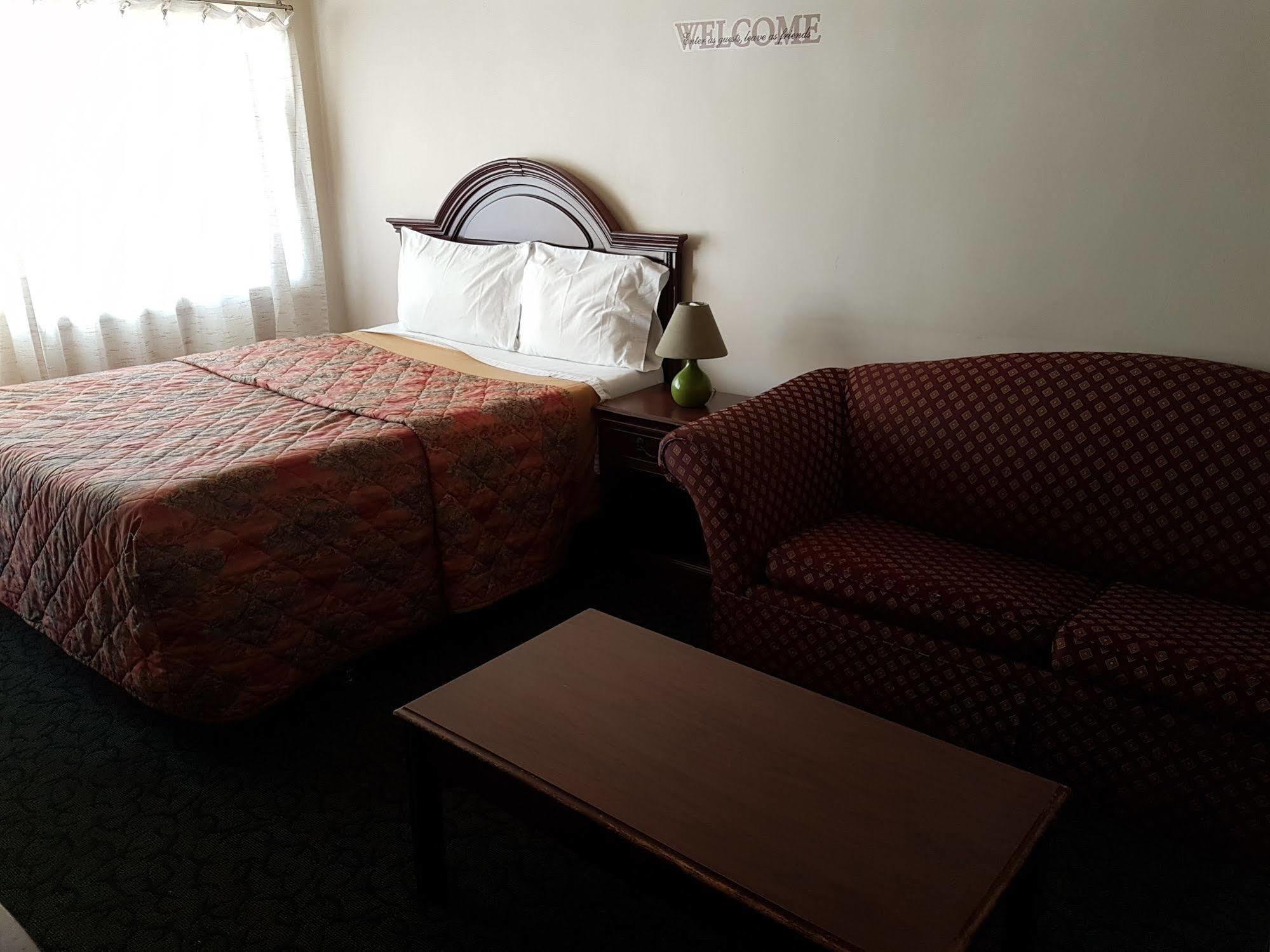 Capri Motel Port Colborne Esterno foto